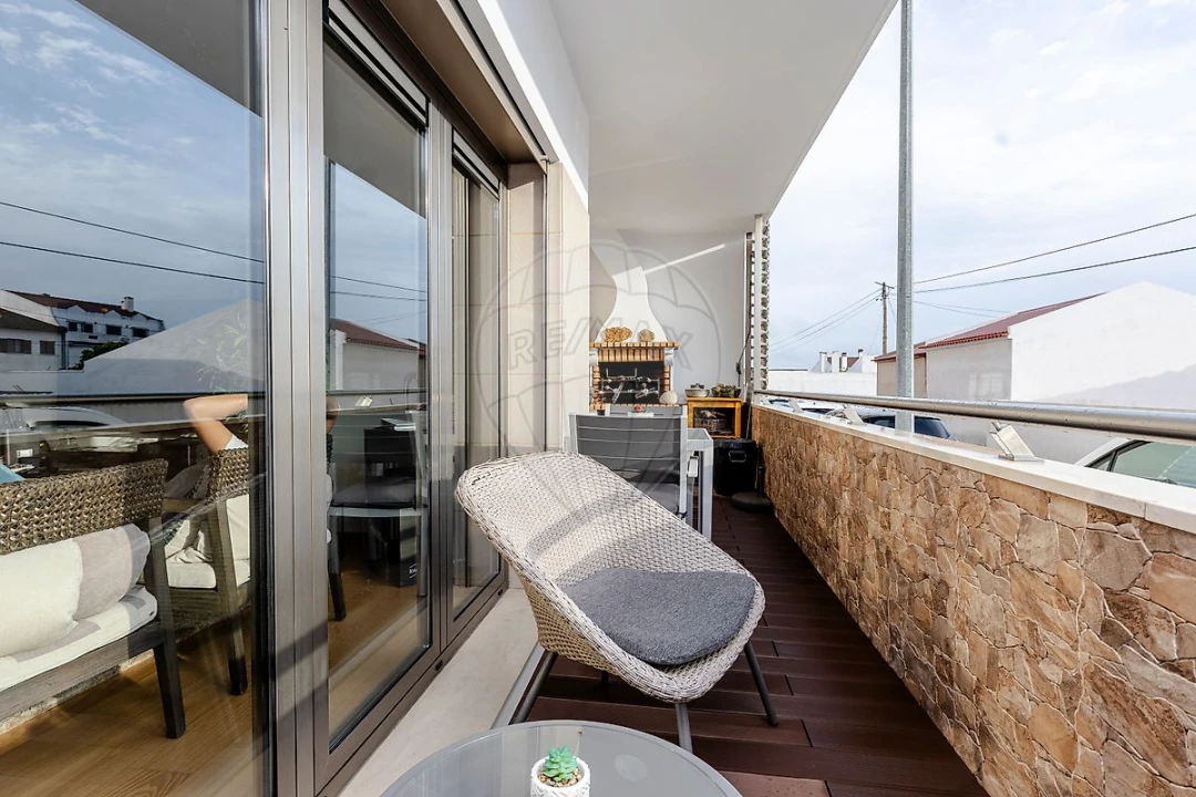 Apartamento T2 para Venda em Aveiras de Cima Foto 19