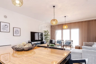 Apartamento T2 para Venda em Aveiras de Cima