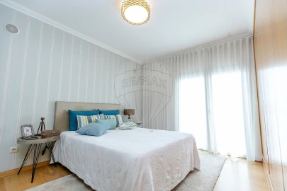 Apartamento T2 para Venda em Aveiras de Cima