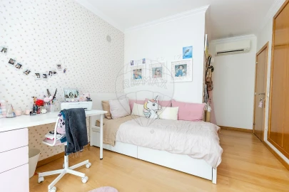 Apartamento T2 para Venda em Aveiras de Cima