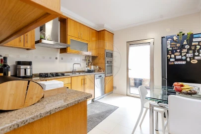 Apartamento T2 para Venda em Aveiras de Cima