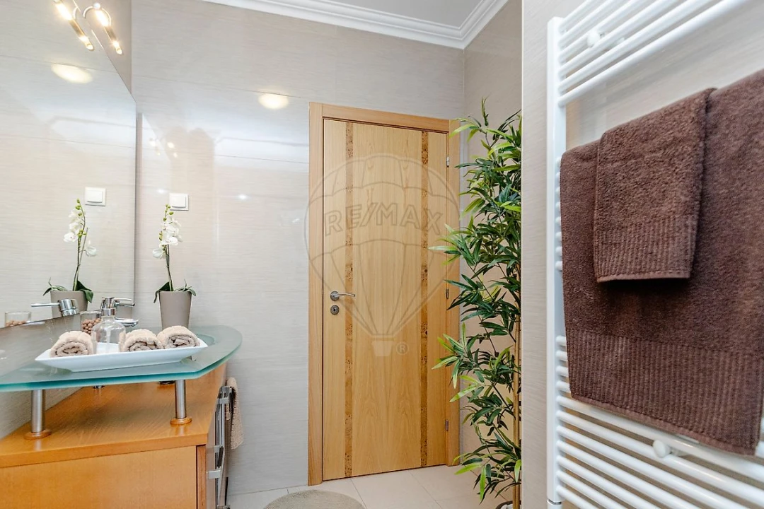 Apartamento T2 para Venda em Aveiras de Cima Foto 14