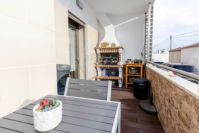 Apartamento T2 para Venda em Aveiras de Cima Foto 21