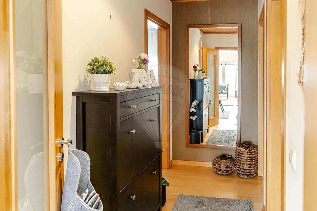 Apartamento T2 para Venda em Aveiras de Cima Foto 11