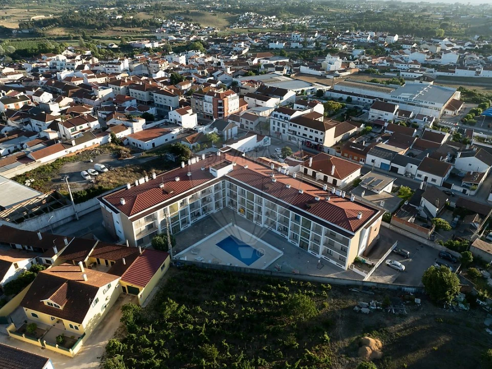 Apartamento T2 para Venda em Aveiras de Cima Foto 34