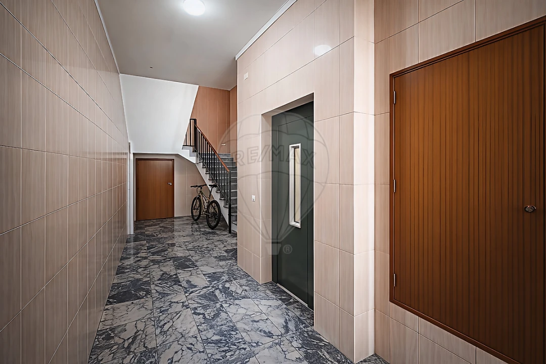 Apartamento T2 para Venda em Esmoriz Foto 7