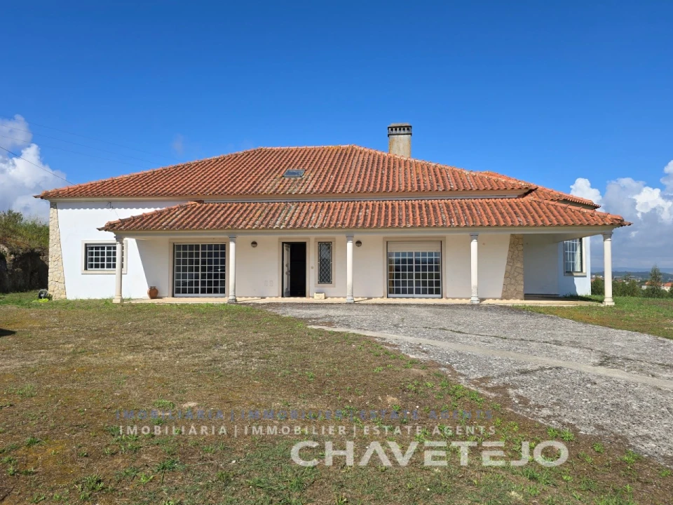 Moradia T3 para Venda em Asseiceira Foto 4