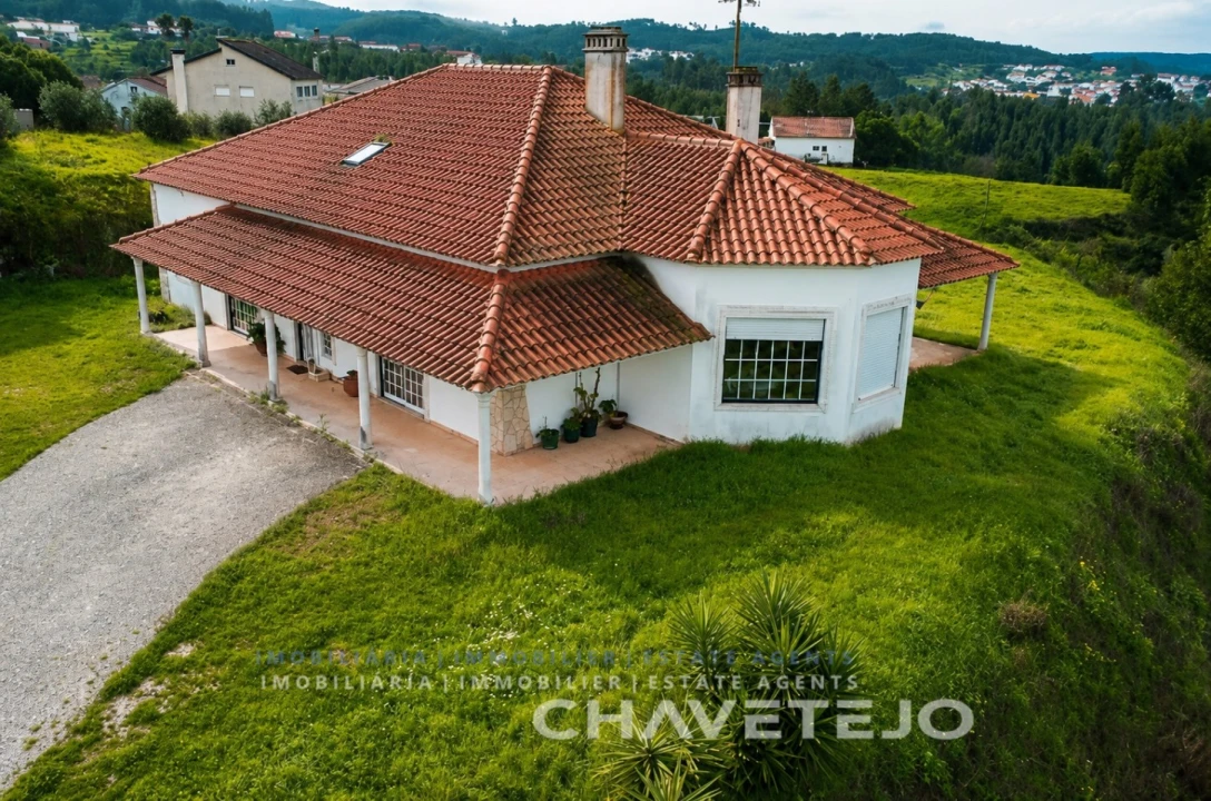 Moradia T3 para Venda em Asseiceira Foto 1