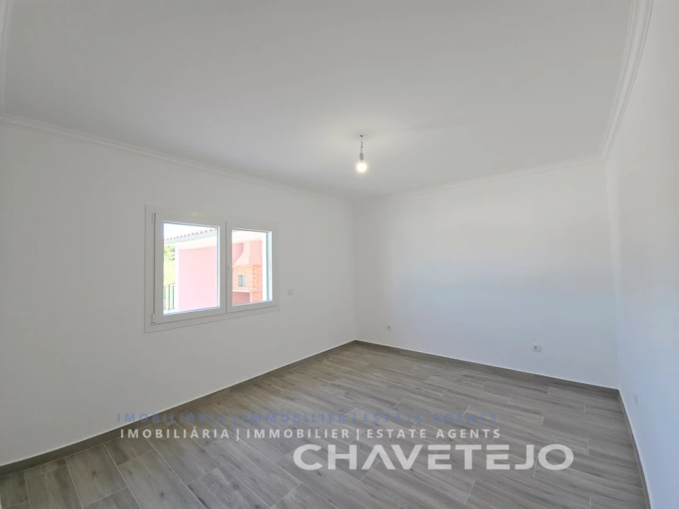Moradia T3 para Venda em São Pedro de Tomar Foto 21