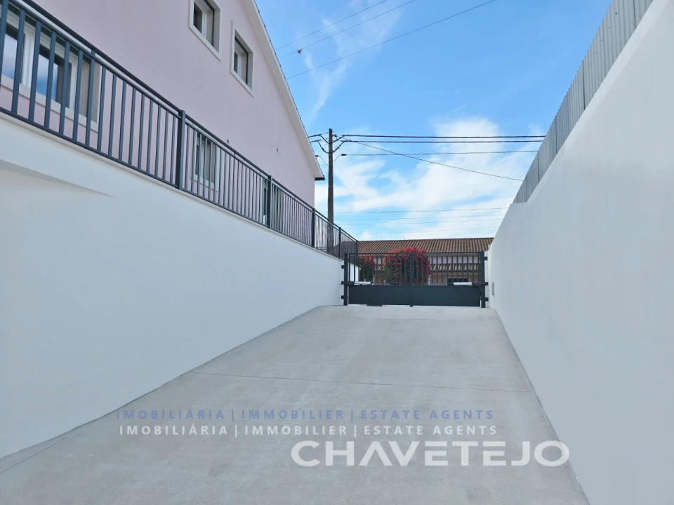 Moradia T3 para Venda em São Pedro de Tomar Foto 36