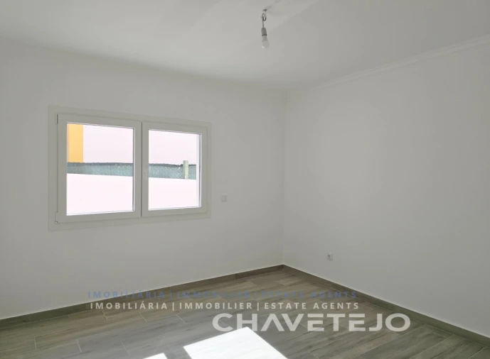 Moradia T3 para Venda em São Pedro de Tomar Foto 19