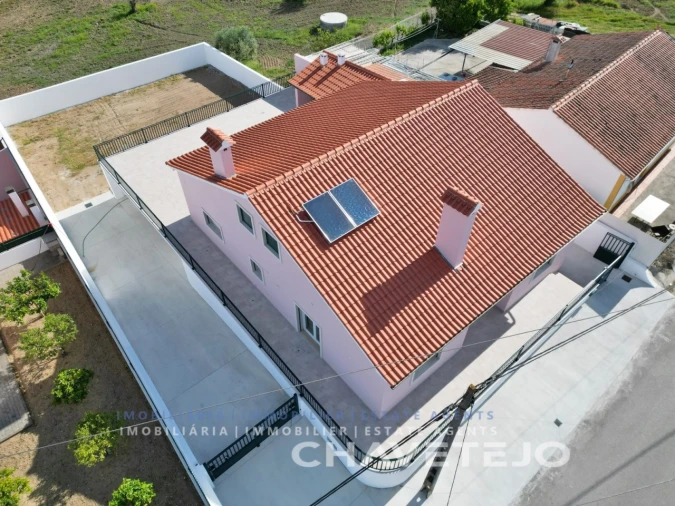 Moradia T3 para Venda em São Pedro de Tomar Foto 41
