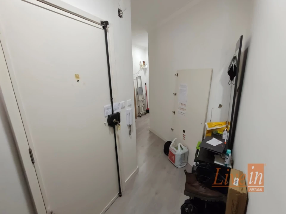 Apartamento T1 para Venda em Rio de Mouro Foto 12