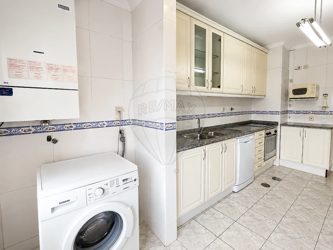 Apartamento T2 para Venda em Canidelo Foto 5