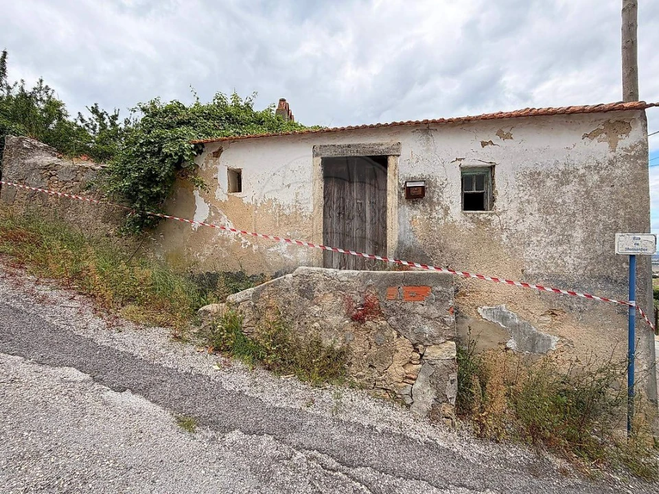 Moradia T3 para Venda em Abrunheira, Verride e Vila Nova da Barca Foto 4