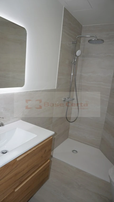 Apartamento T2 para Venda em Santa Clara