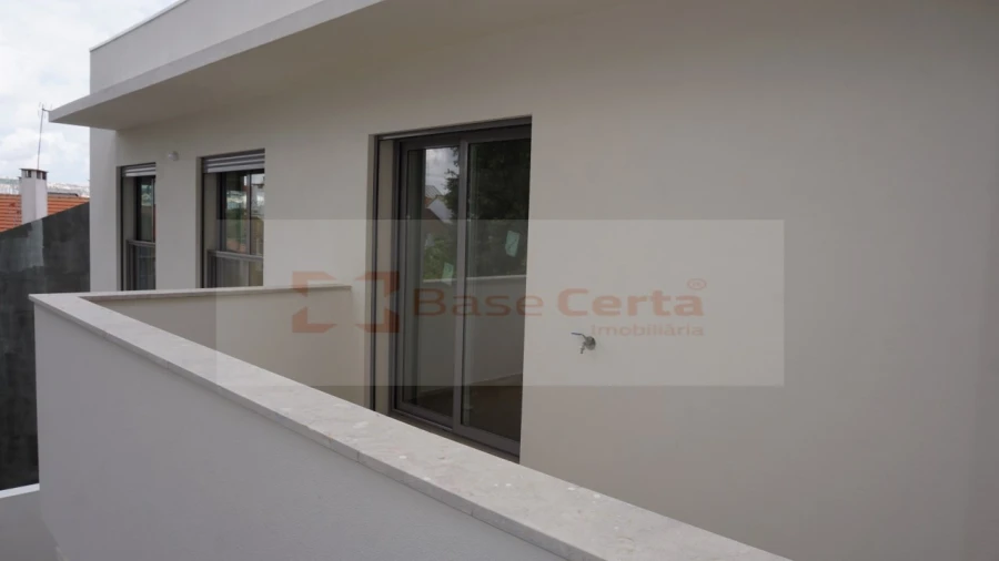 Apartamento T2 para Venda em Santa Clara Foto 9