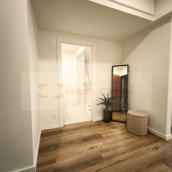 Apartamento T3 para Venda em Benfica Foto 6