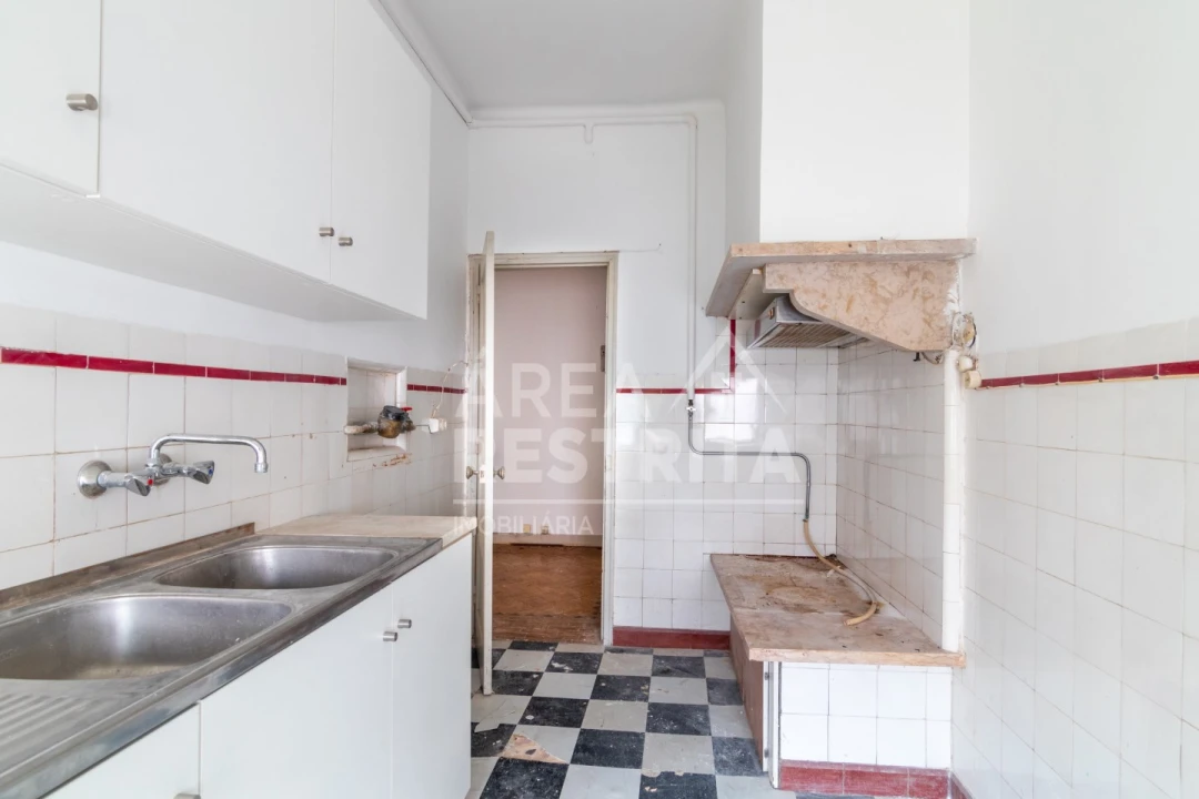 Apartamento T2 para Venda em Almada, Cova da Piedade, Pragal e Cacilhas Foto 12