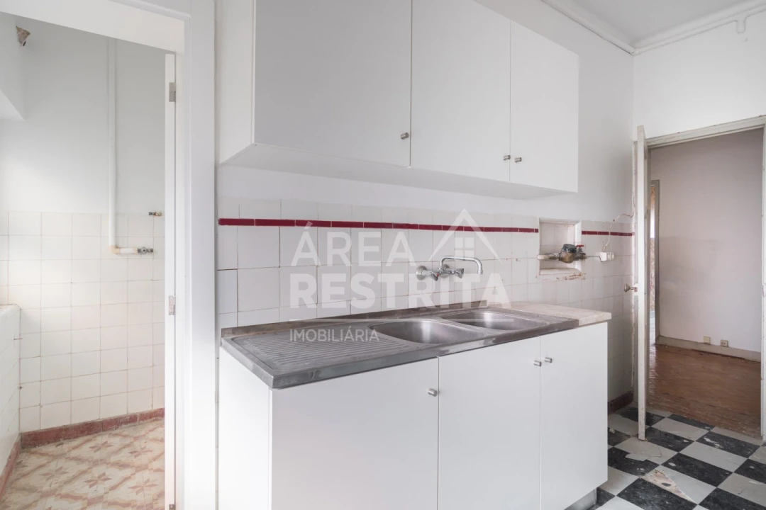 Apartamento T2 para Venda em Almada, Cova da Piedade, Pragal e Cacilhas Foto 14
