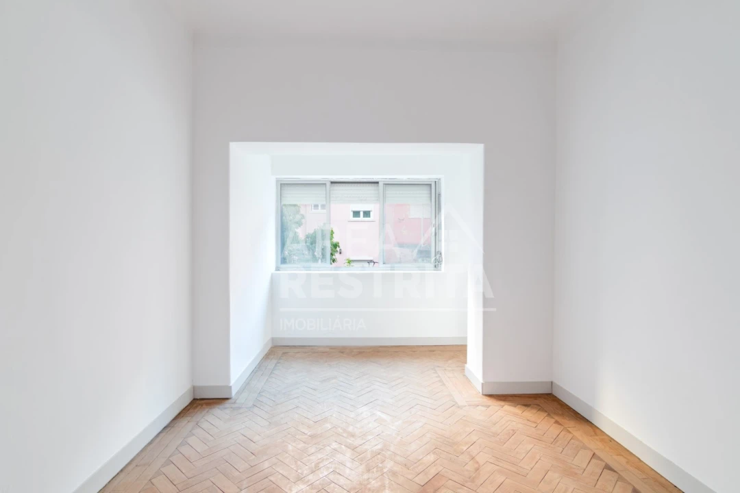 Apartamento T2 para Venda em Almada, Cova da Piedade, Pragal e Cacilhas Foto 19