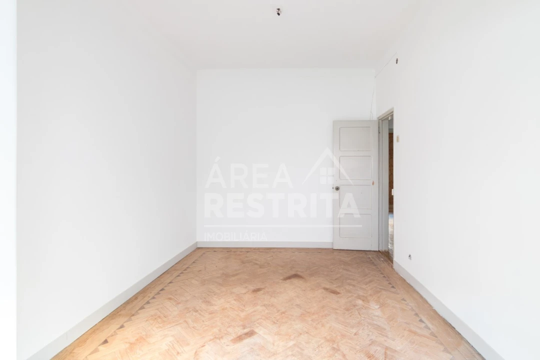 Apartamento T2 para Venda em Almada, Cova da Piedade, Pragal e Cacilhas Foto 20