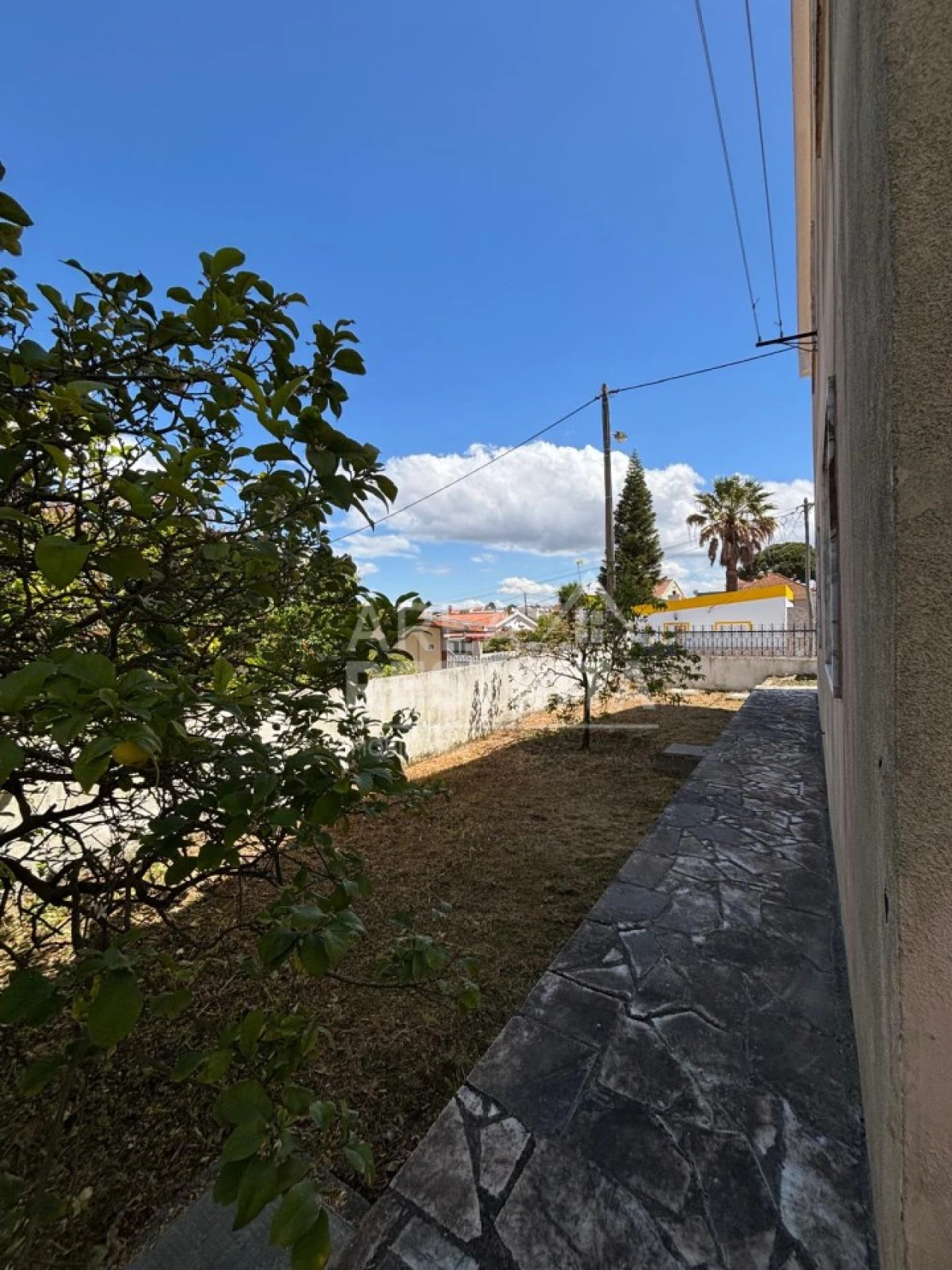 Moradia T4 para Venda em Charneca de Caparica e Sobreda Foto 5