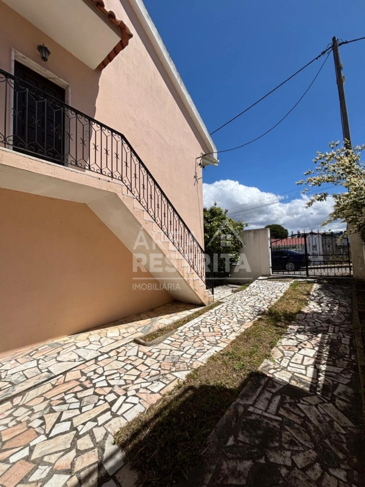 Moradia T4 para Venda em Charneca de Caparica e Sobreda Foto 7