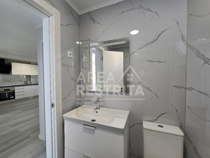 Apartamento T3 para Venda em Laranjeiro e Feijó Foto 16