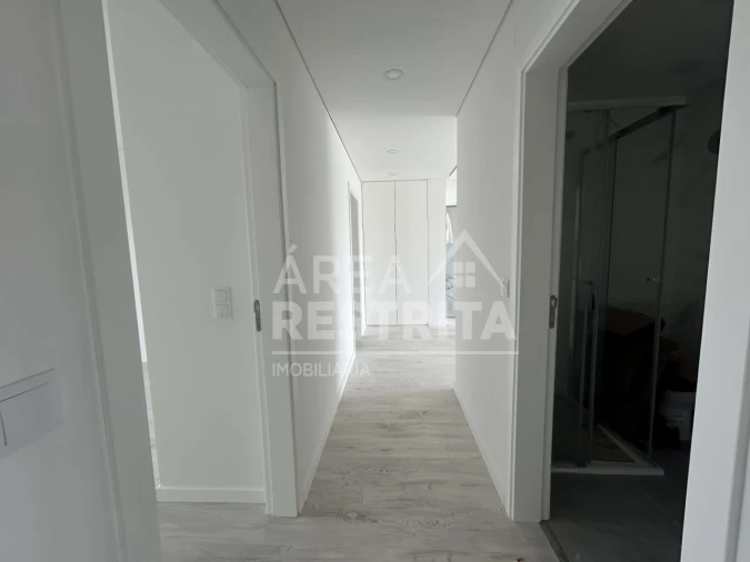 Apartamento T3 para Venda em Seixal, Arrentela e Aldeia de Paio Pires Foto 7