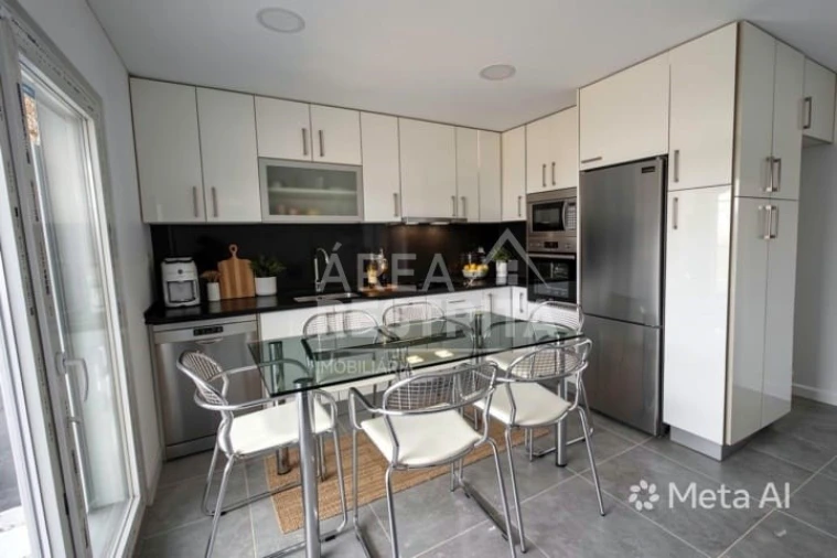 Apartamento T3 para Venda em Seixal, Arrentela e Aldeia de Paio Pires Foto 6
