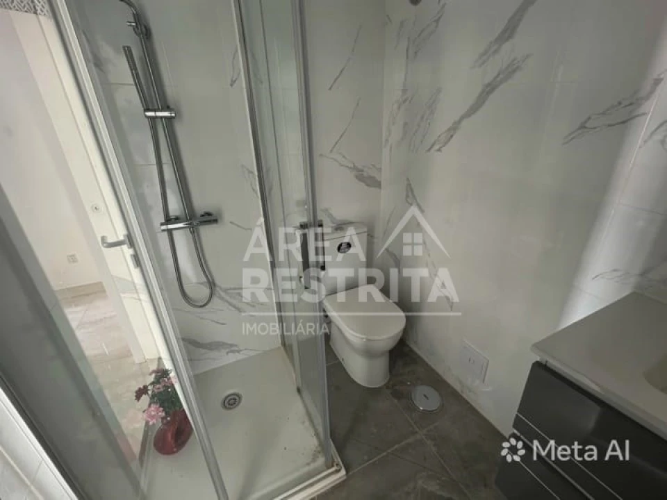 Apartamento T2 para Venda em Seixal, Arrentela e Aldeia de Paio Pires Foto 9