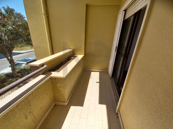 Apartamento T2 para Arrendamento em Carnaxide e Queijas Foto 20