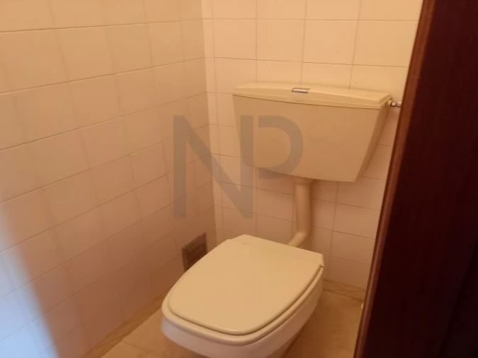 Apartamento T2 para Arrendamento em Carnaxide e Queijas Foto 25