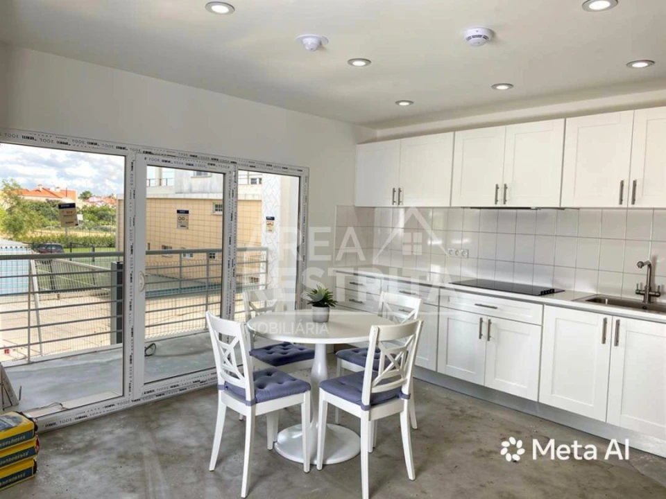 Apartamento T1 para Venda em Seixal, Arrentela e Aldeia de Paio Pires Foto 4