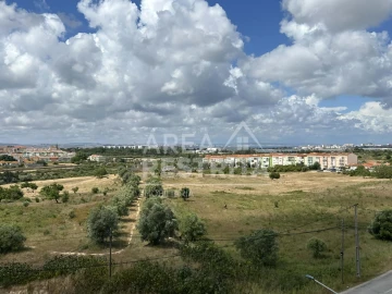 Apartamento T1 para Venda em Seixal, Arrentela e Aldeia de Paio Pires