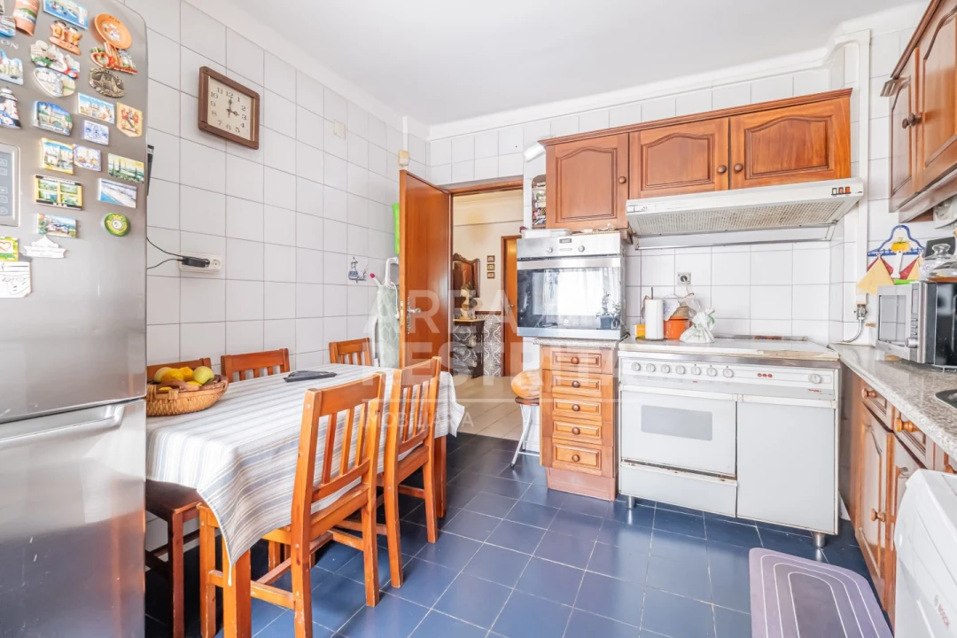 Apartamento T2 para Venda em Baixa da Banheira e Vale da Amoreira Foto 3