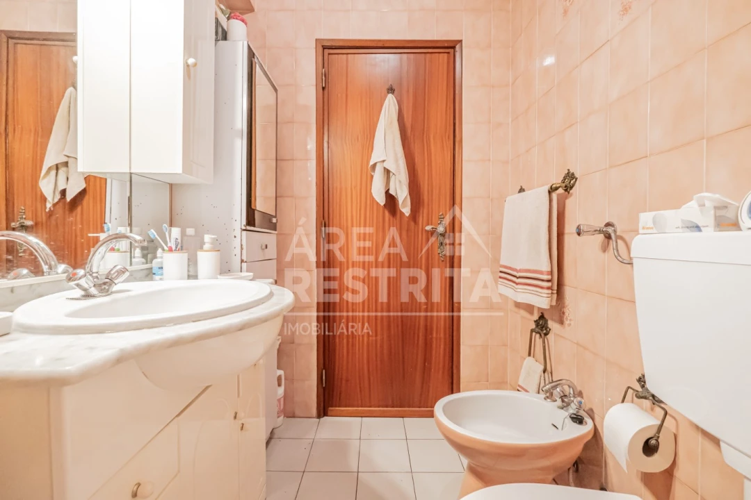 Apartamento T2 para Venda em Baixa da Banheira e Vale da Amoreira Foto 31