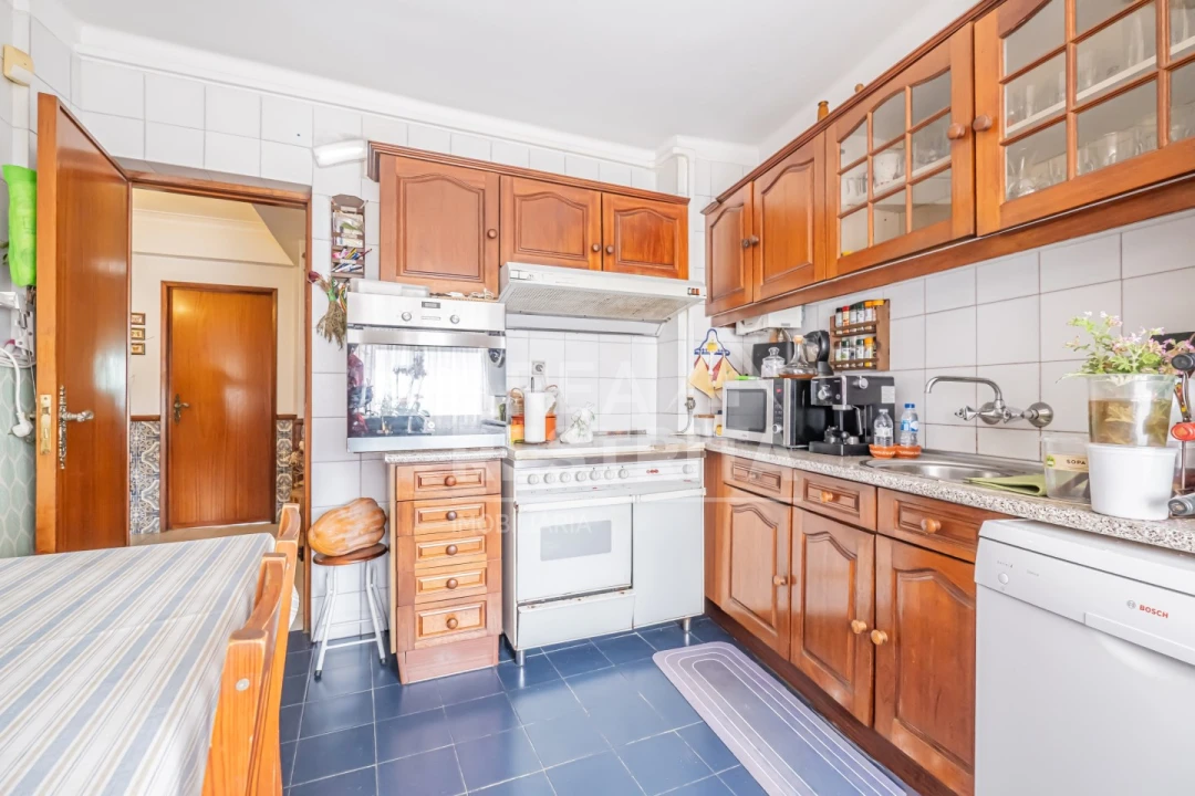 Apartamento T2 para Venda em Baixa da Banheira e Vale da Amoreira Foto 38