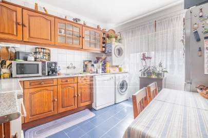 Apartamento T2 para Venda em Baixa da Banheira e Vale da Amoreira