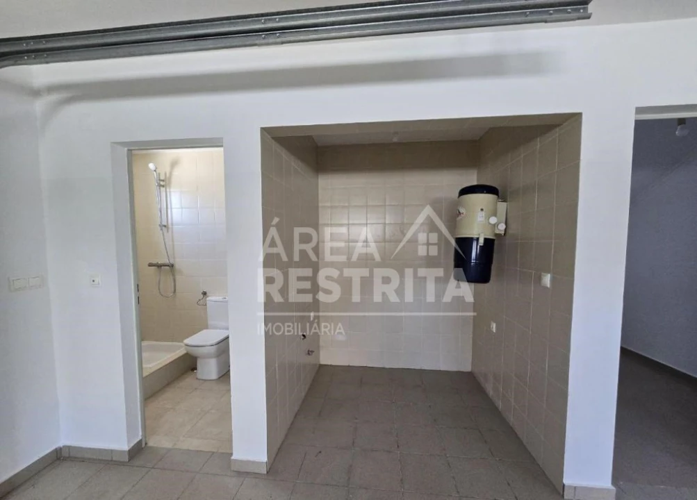 Moradia T5 para Venda em Laranjeiro e Feijó Foto 43