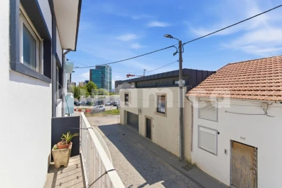 Moradia T3 para Venda em Santa Marinha e São Pedro da Afurada