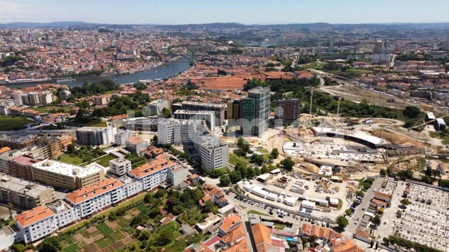 Moradia T3 para Venda em Santa Marinha e São Pedro da Afurada Foto 4