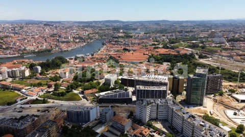 Moradia T2 para Venda em Santa Marinha e São Pedro da Afurada