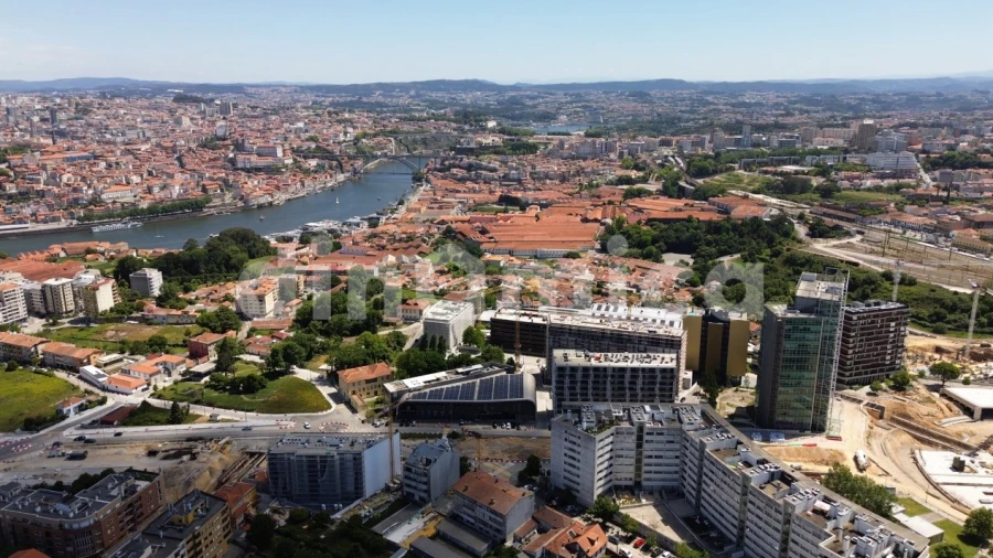 Moradia T2 para Venda em Santa Marinha e São Pedro da Afurada