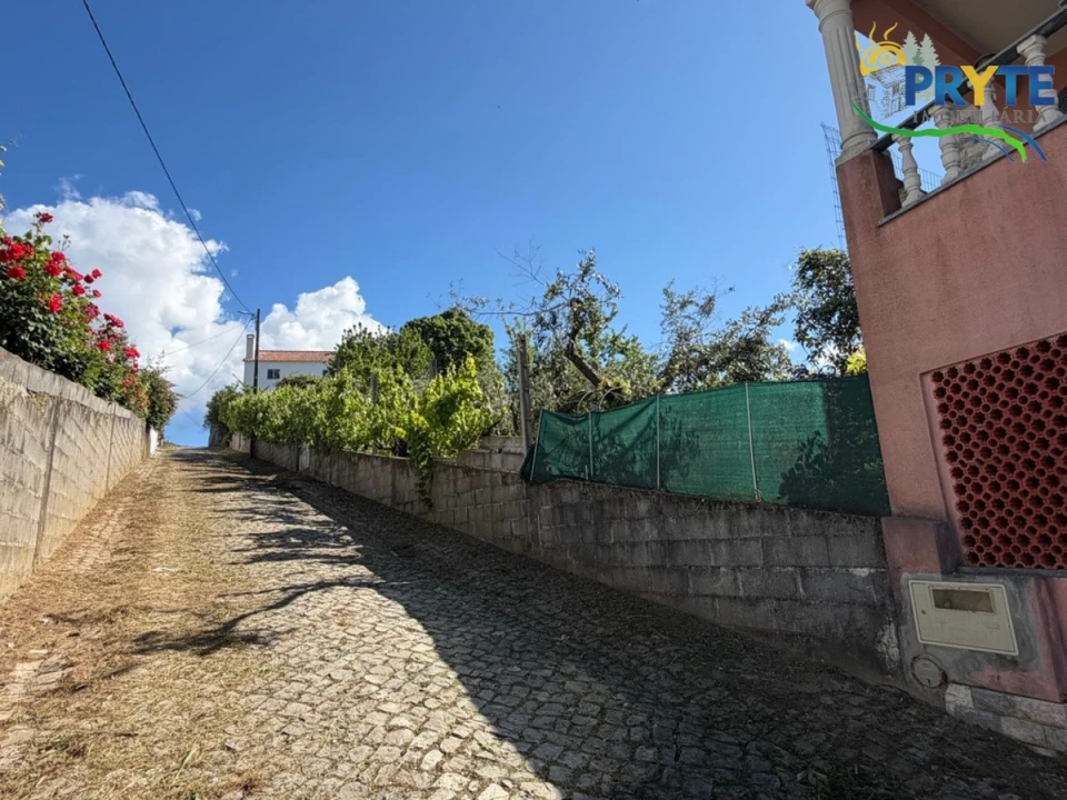 Moradia T2 para Venda em Troviscal Foto 58