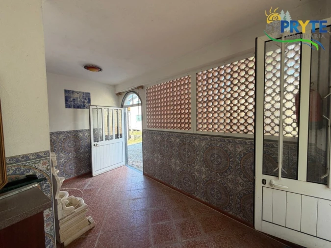 Moradia T2 para Venda em Troviscal Foto 10