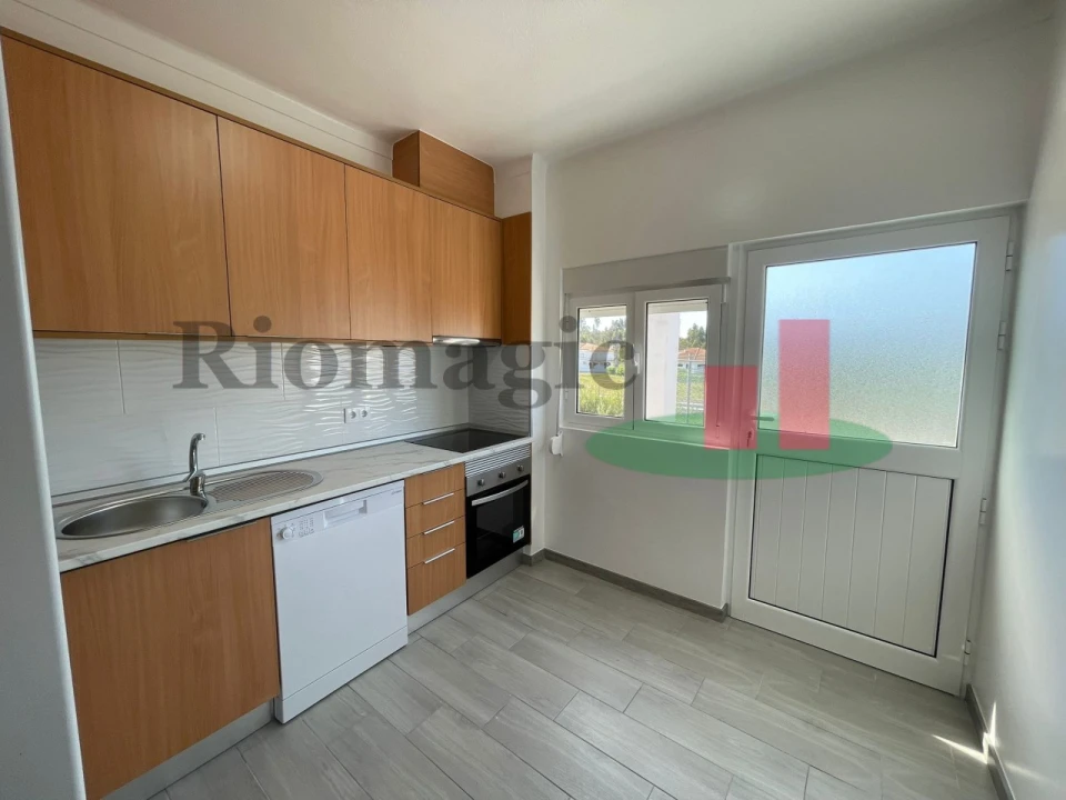 Moradia T2 para Venda em Rio Maior Foto 3