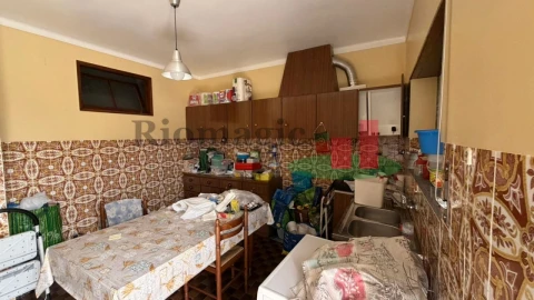 Moradia T6 para Venda em Alcanena e Vila Moreira