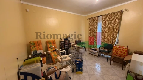 Moradia T6 para Venda em Alcanena e Vila Moreira
